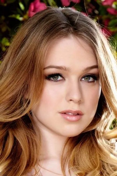 Alaina Fox interpretando a