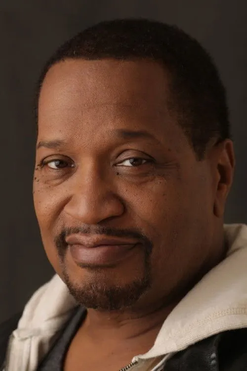 Ananias Dixon ha trabajado con Alan B. Jones en 1 ocasiones