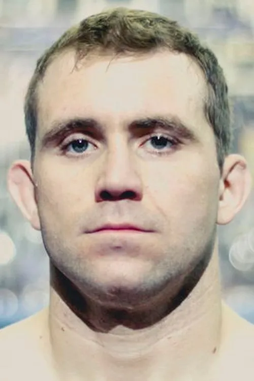 Alan Belcher interpretando a Self