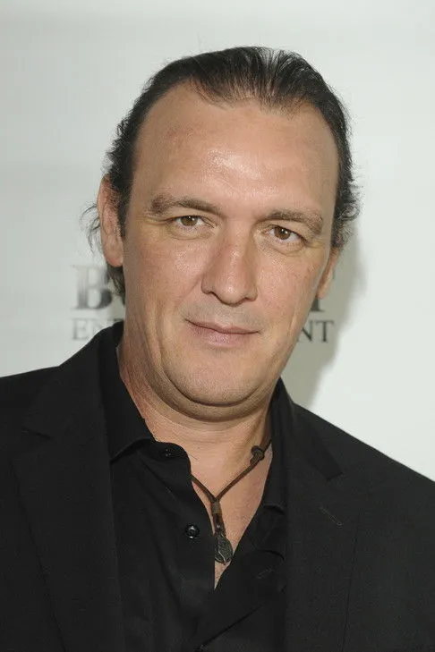 Ronnie McCann ha trabajado con Alan O'Neill en 1 ocasiones