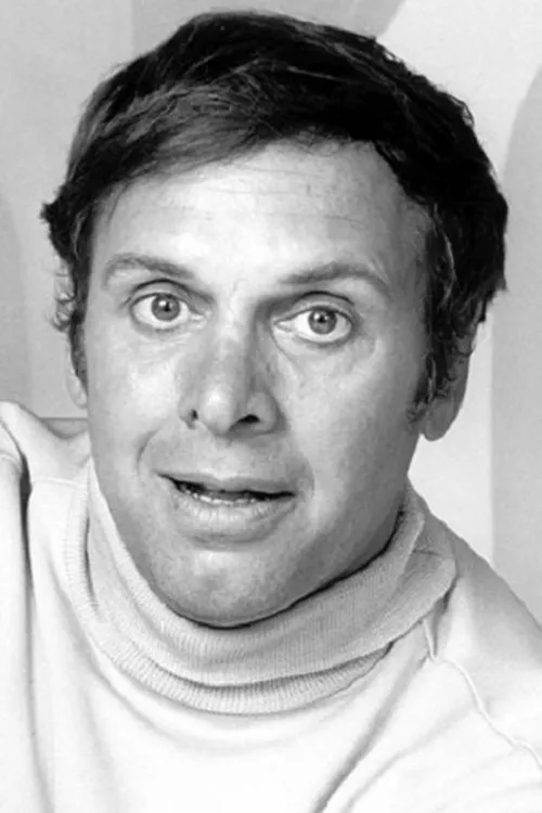 Alan Sues interpretando a Roy