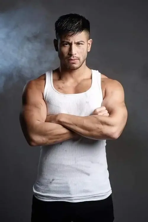 Ada Wong ha trabajado con Alan Wan en 1 ocasiones