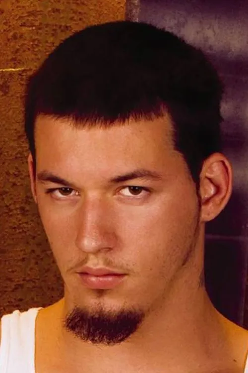 Nickolay Petrov ha trabajado con Albert Long en 4 ocasiones