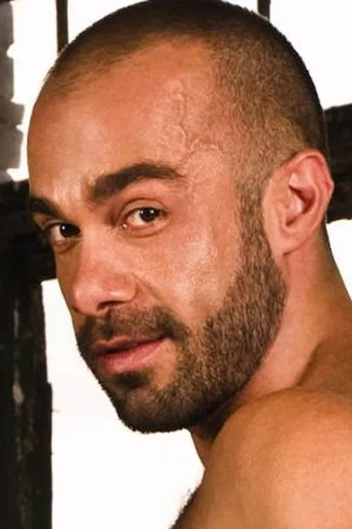 Dimitri Leskov ha trabajado con Albert Victor en 1 ocasiones