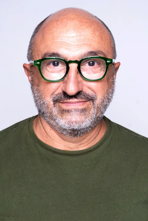 Alberto Capone interpretando a Filippetti