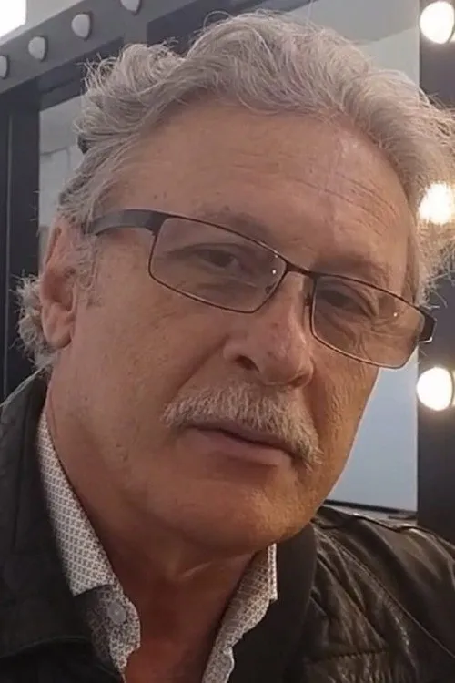 Mauricio Cujar ha trabajado con Alberto Palacio en 1 ocasiones