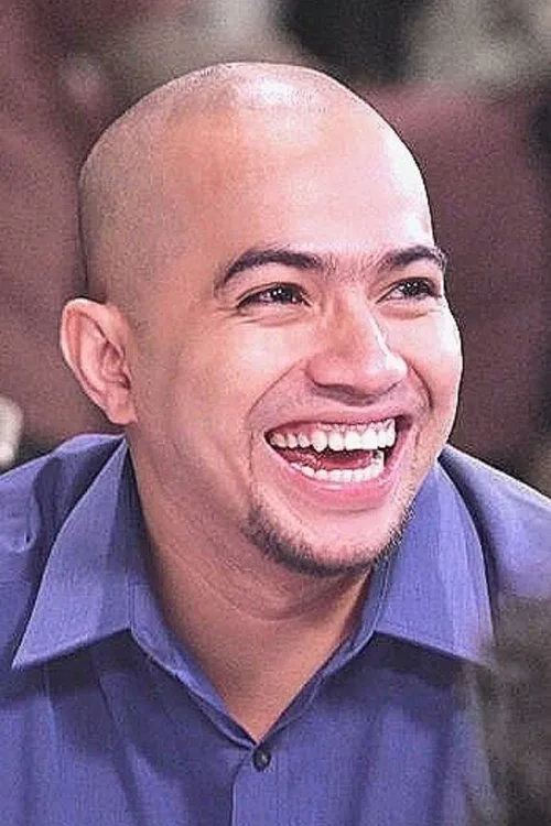 Alblen Filindo Fabe interpretando a