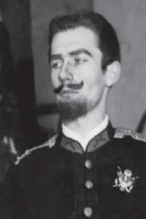 Aldo de Maio interpretando a