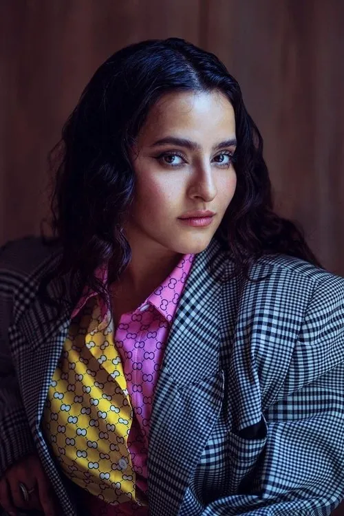 Alejandra Zaid Zapien interpretando a Aisha