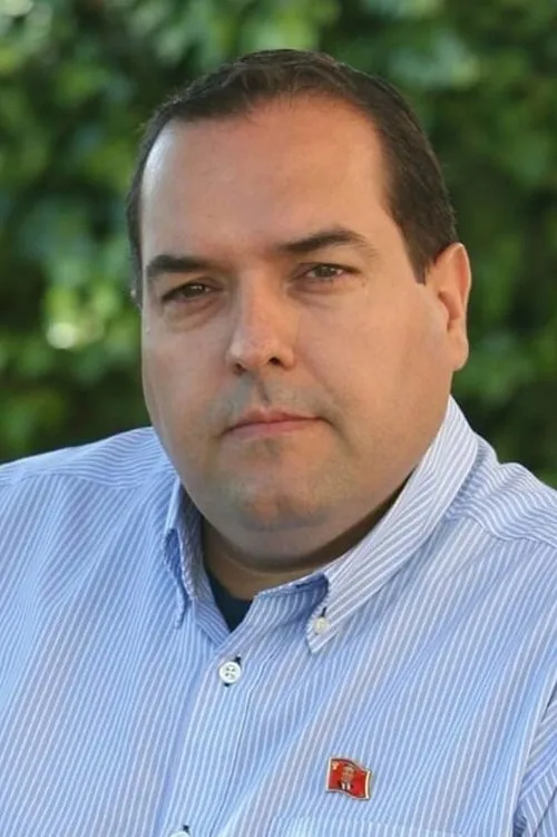 Ulrich Løvenskjold Larsen ha trabajado con Alejandro Cao de Benos de Les y Pérez en 1 ocasiones