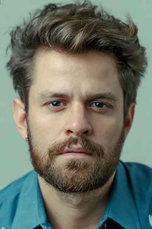 Alejandro Claveaux en su biografía y filmografía