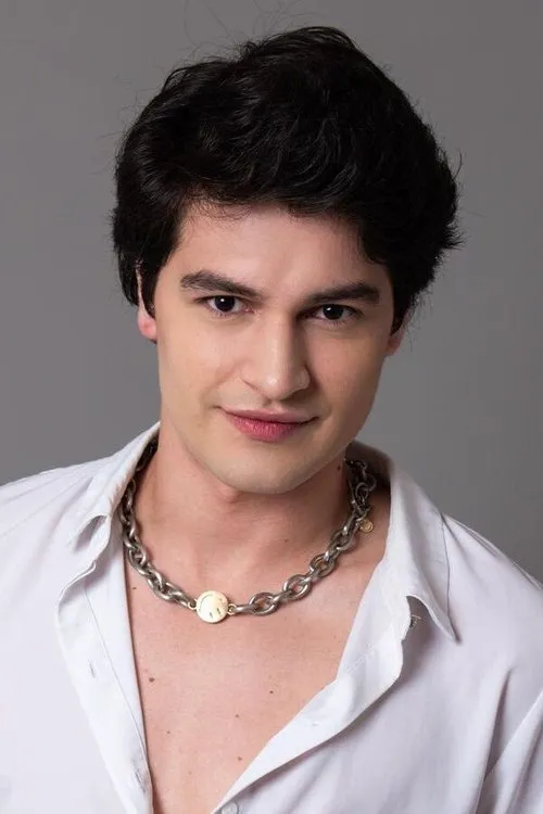 Alejandro Gutiérrez interpretando a Neri