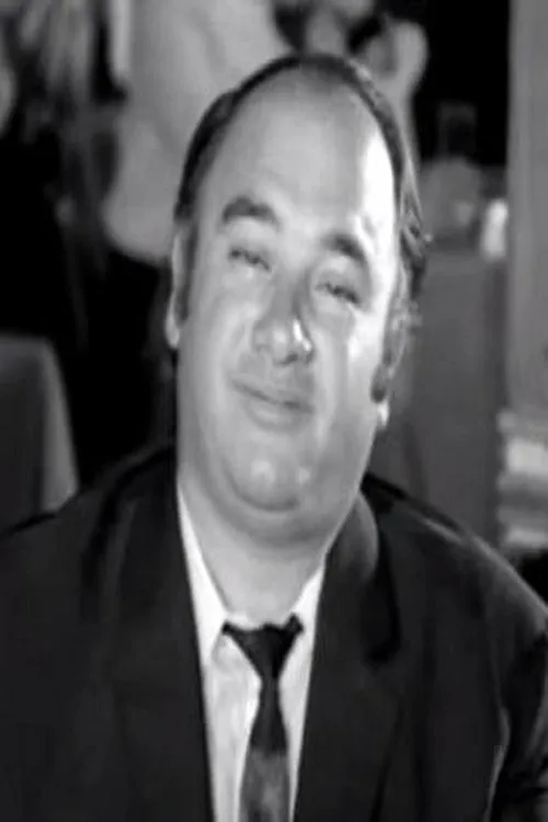 G?????? ??????? ha trabajado con Αλέκος Ζαρταλούδης en 3 ocasiones