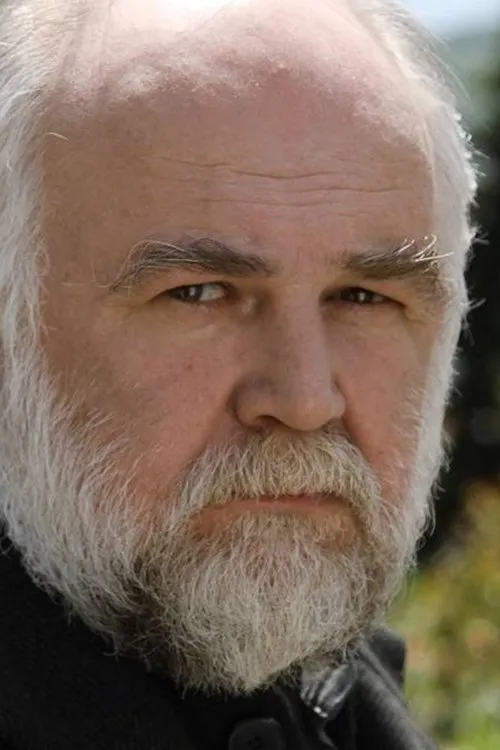 Aleksandar Berček interpretando a Popaj