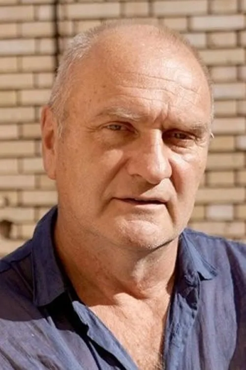 Александр Балуев interpretando a General Aleksandr Kodoroff