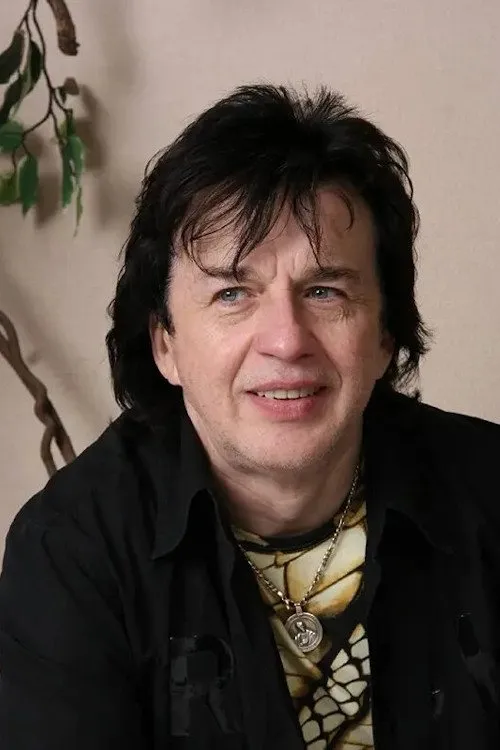 Aleksandr Barykin interpretando a himself