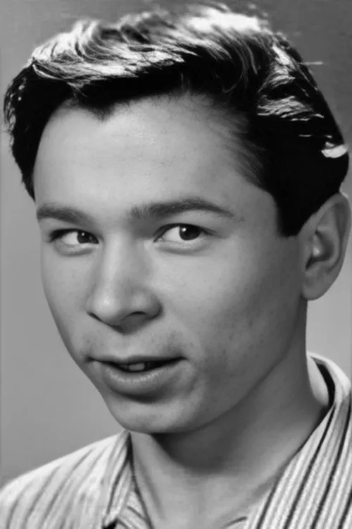 ???? ???????? ha trabajado con Александр Лебедев en 2 ocasiones