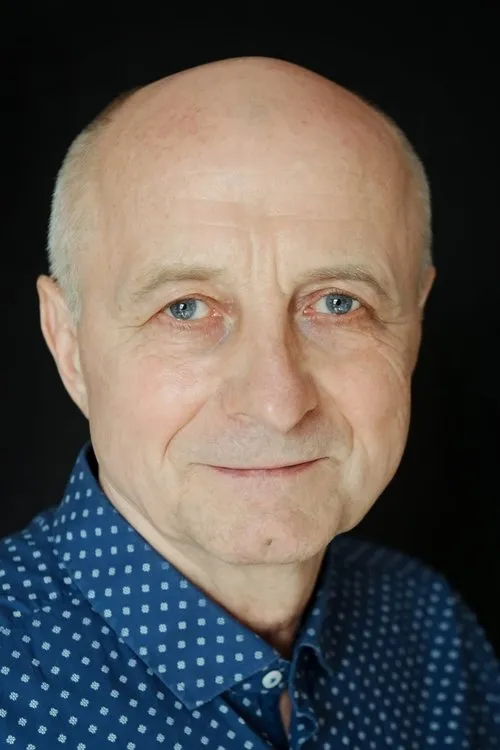 ?????? ???????? ha trabajado con Александр Сирин en 2 ocasiones