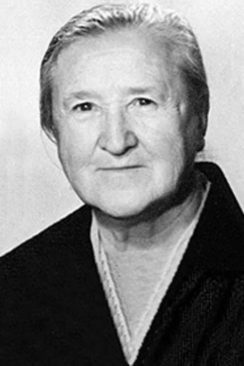 Александра Денисова interpretando a ??????? ??????????