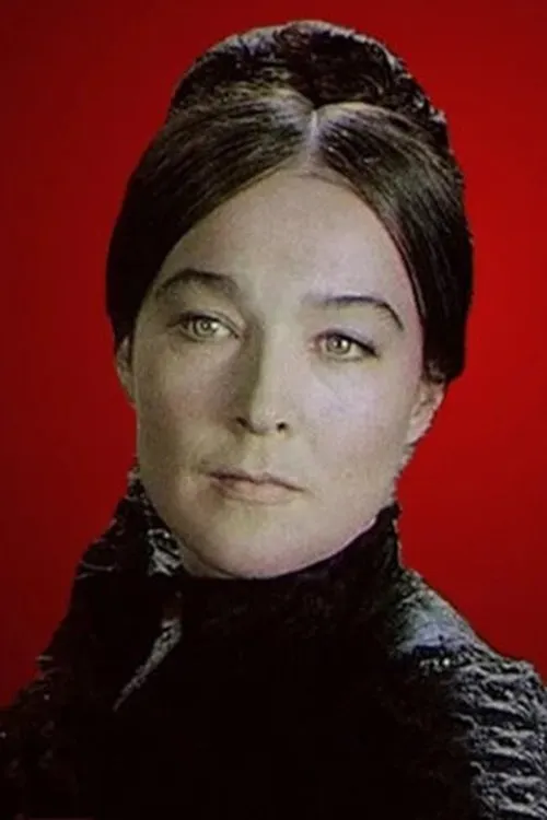 Aleksandra Zavyalova interpretando a Polina