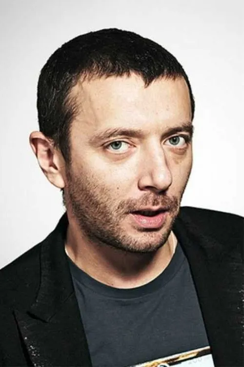 ?????? ?????? ha trabajado con Алексей Агранович en 1 ocasiones