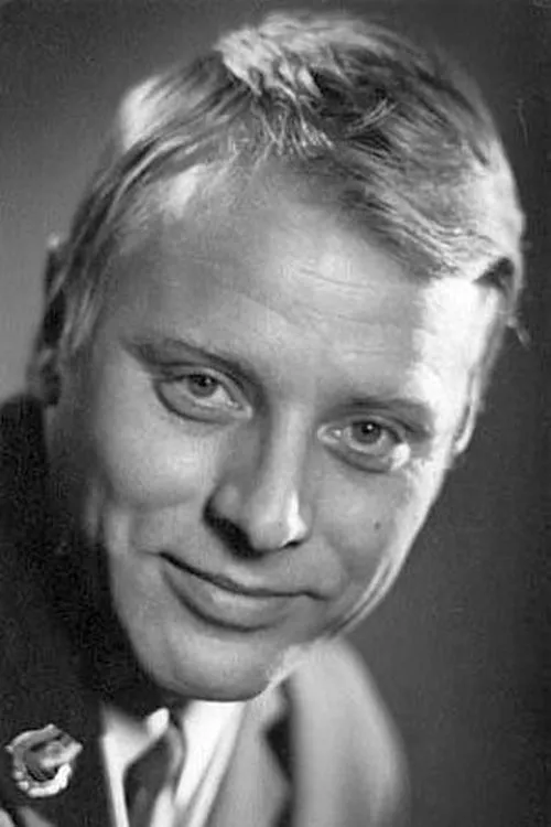 ???????? ??????? ha trabajado con Aleksey Eybozhenko en 1 ocasiones