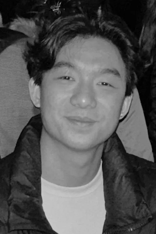 Alessandro Michael Ryan interpretando a Wisnu