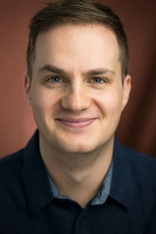 Alex Di Cuffa interpretando a Ottesen