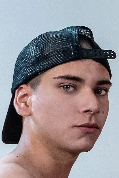 Daryl Briggs ha trabajado con Alex Gerard en 1 ocasiones