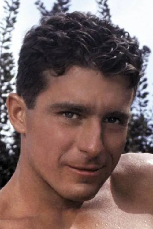 Alex Kincaid interpretando a 