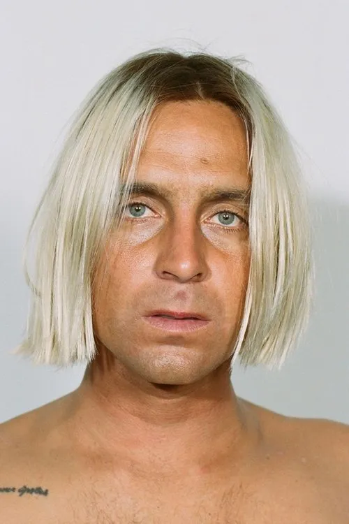 Chris Del Moro ha trabajado con Alex Knost en 2 ocasiones