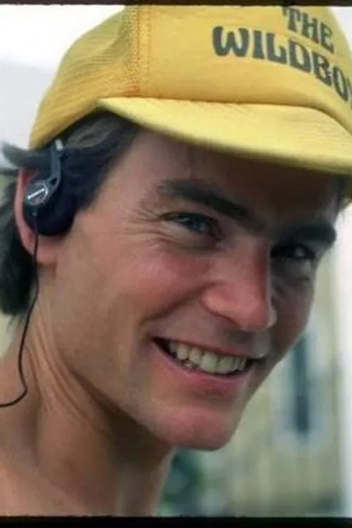 Alex Lowe interpretando a Self (archive footage)