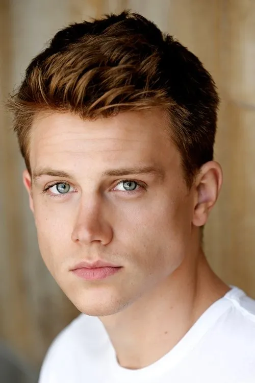 Alex Saxon — personaje: Ace Hardy