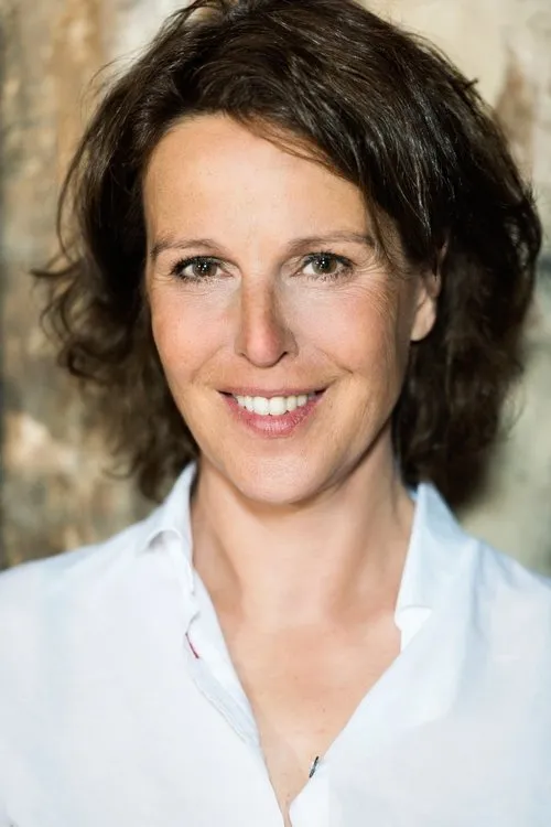 Alexa Wiegandt — personaje: Michaela 'Michi' Sommer