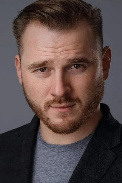 Alexandr Domovoy — personaje: Burdin