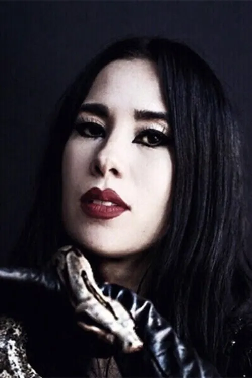 Dracmorda Boulet ha trabajado con Alexandra James en 1 ocasiones