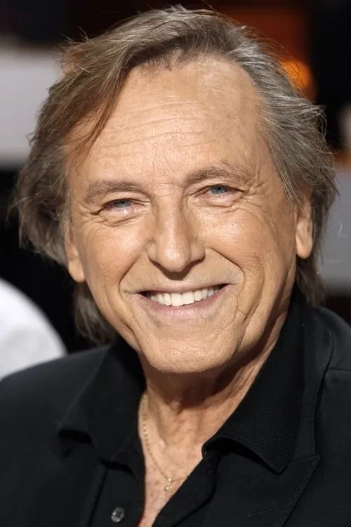 Alexandre Arcady interpretando a Noël