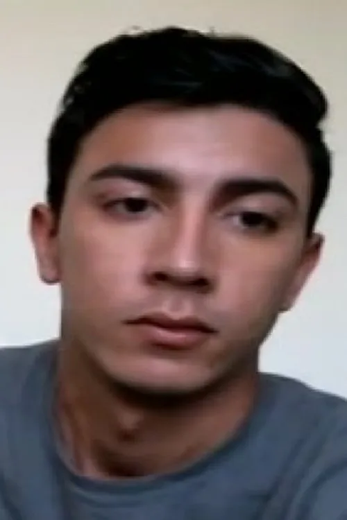 Alexio Duran interpretando a (archived footage)