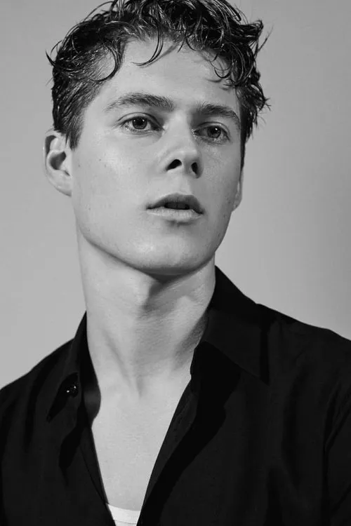 Joshua Lewis ha trabajado con Alfie Noble en 1 ocasiones