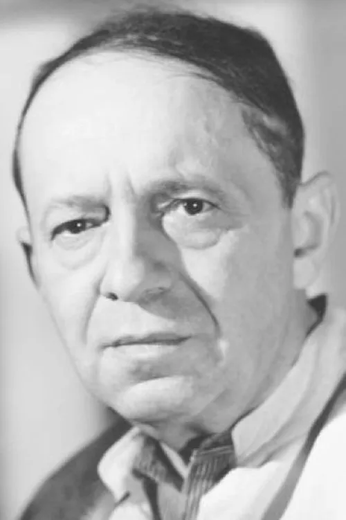 Alfred Balthoff interpretando a Bruder Martin / Erzähler