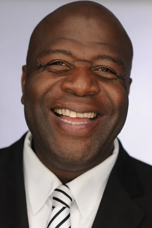 G.L. McQueary ha trabajado con Alfred Rubin Thompson en 1 ocasiones