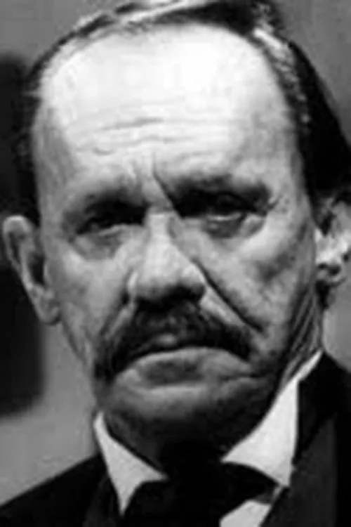 Alfredo Murphy interpretando a