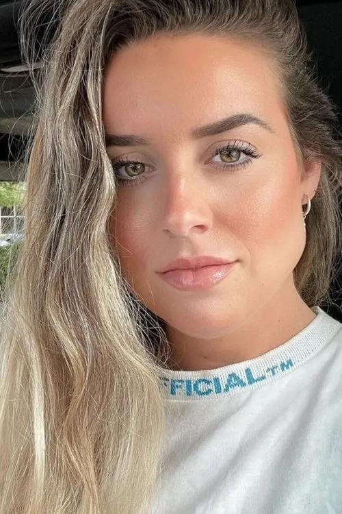 Ali Myers — personaje: Self