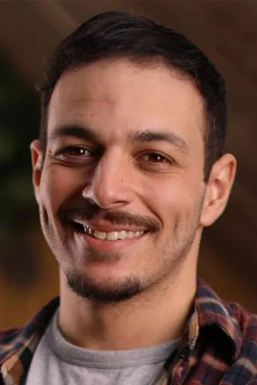 Ali Namus — personaje: ????