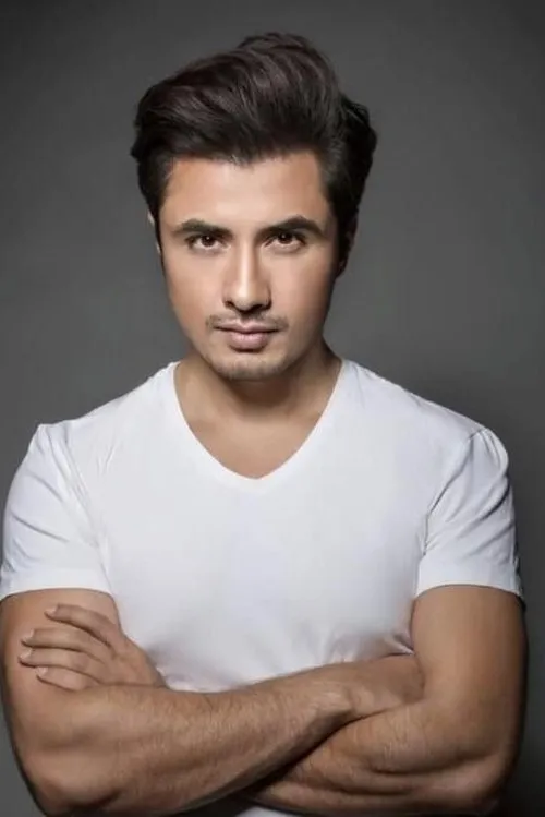 Ali Zafar interpretando a Tutu