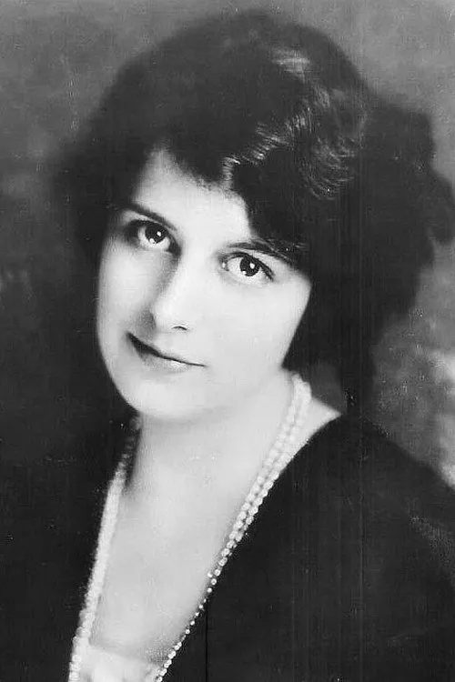 Alice Calhoun interpretando a Princess Genevra