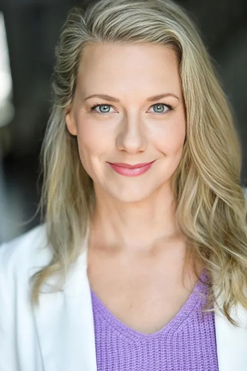 Alicia Fusting interpretando a Sara