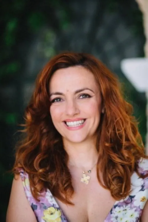 ????? ?a????? ha trabajado con Alina Kotsovoulou en 1 ocasiones