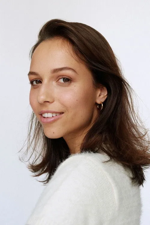 Shayla Giap ha trabajado con Alina Rothbauer en 1 ocasiones