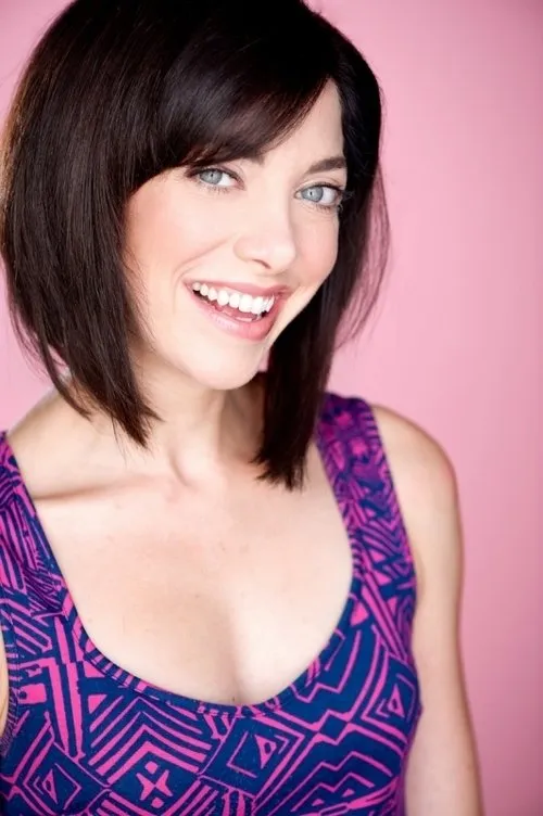 Alison Lani interpretando a Stella